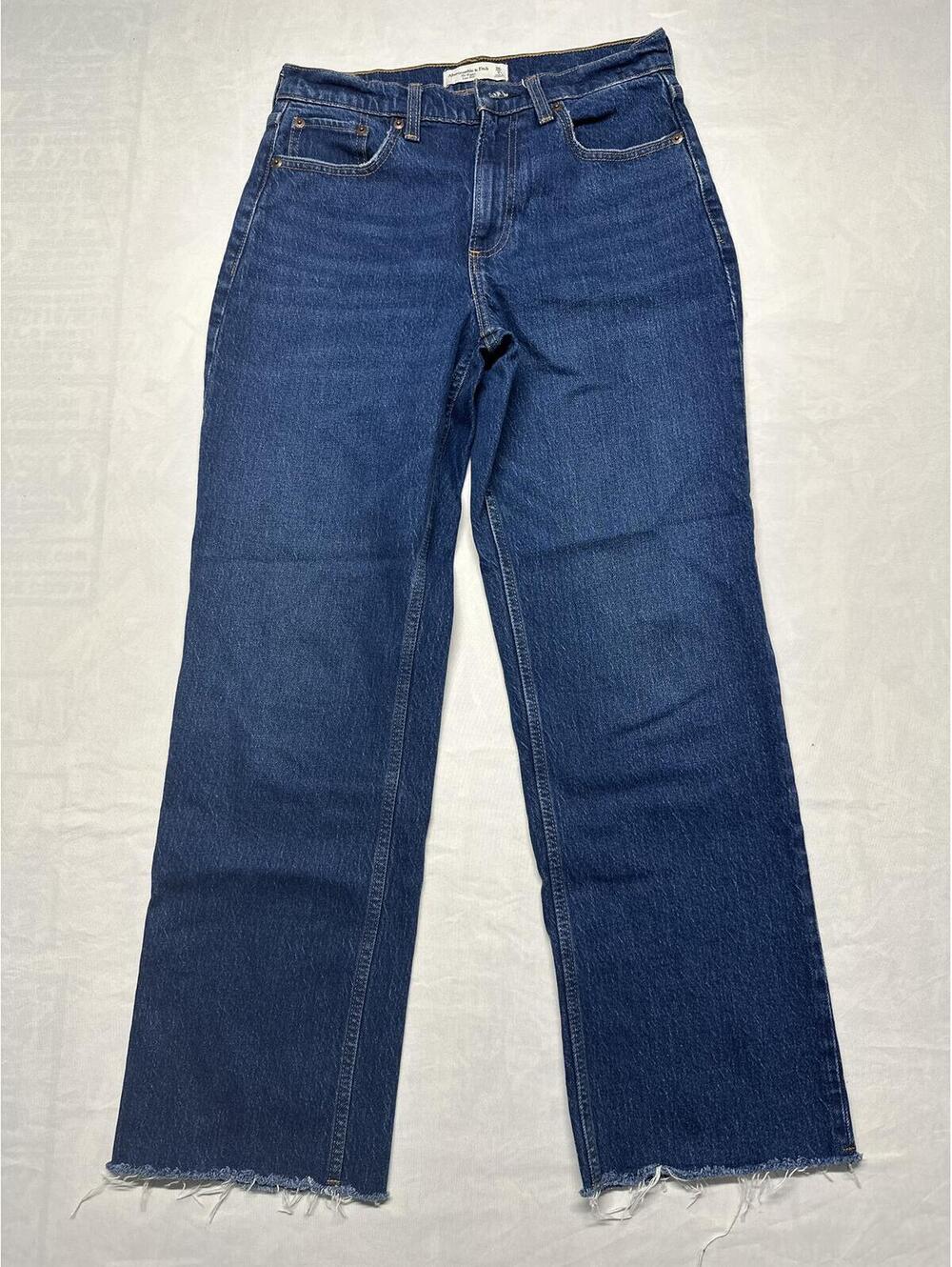 Abercrombie Curve Love Baggy Low Rise with Raw hem Size 26 (2)